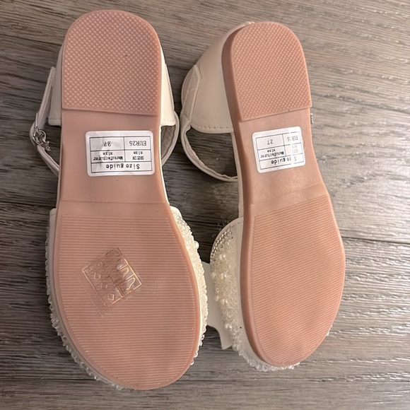 NIB [Shein] Pearl Rhinestone Princess Dressy Flats in Cream Girls EU 25 / US 8.5 - Picture 9 of 12